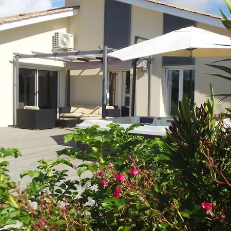 Вилла Spacieuse A Avec Piscine Privee Et Jacuzzi *