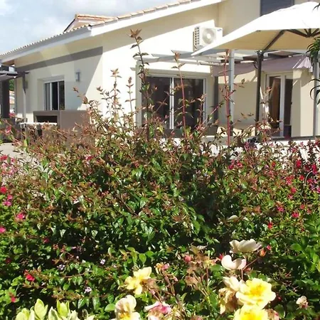 Spacieuse A Avec Piscine Privee Et Jacuzzi Вилла *