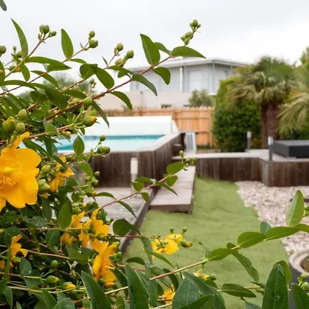 Spacieuse A Avec Piscine Privee Et Jacuzzi Вилла