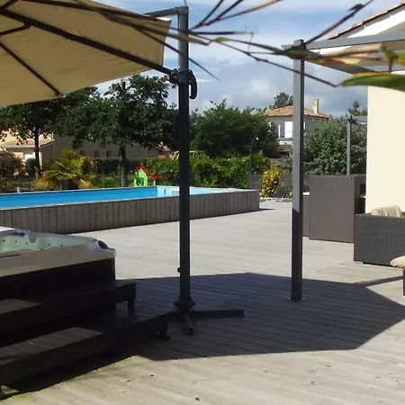 Вилла Spacieuse A Avec Piscine Privee Et Jacuzzi *