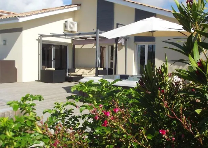 Villa Spacieuse A Avec Piscine Privee Et Jacuzzi *